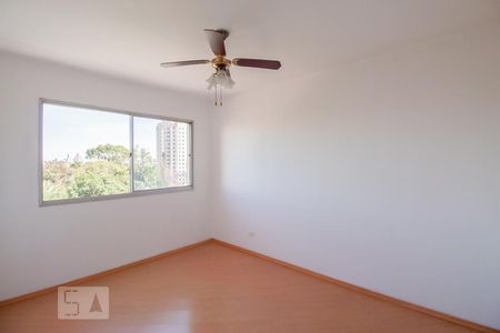 Sala de apartamento para alugar com 2 quartos, 57m² em Vila Firmiano Pinto, São Paulo