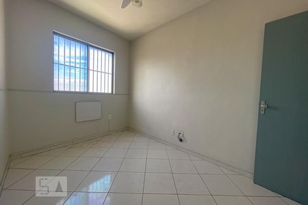 Quarto 1 de apartamento para alugar com 2 quartos, 62m² em Ramos, Rio de Janeiro