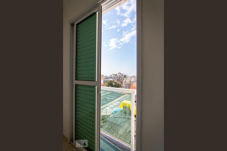 Quarto 1 - Janela de apartamento para alugar com 2 quartos, 50m² em Jardim do Estádio, Santo André