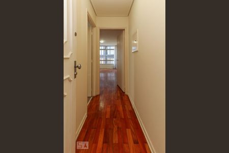 Entrada de apartamento à venda com 3 quartos, 94m² em Pinheiros, São Paulo