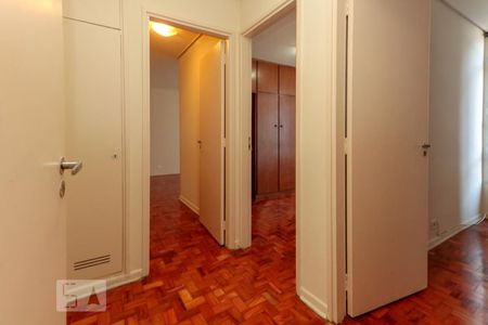 Corredor de apartamento à venda com 3 quartos, 94m² em Pinheiros, São Paulo