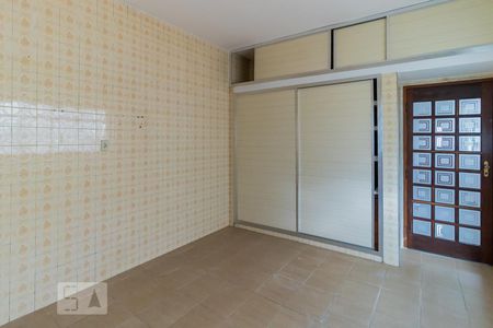 Cozinha de casa para alugar com 2 quartos, 120m² em Vila Londrina, São Paulo