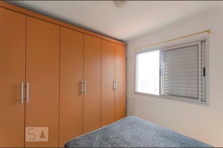 Suíte de apartamento para alugar com 1 quarto, 47m² em Vila Carmosina, São Paulo