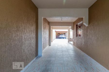 Garagem de casa à venda com 4 quartos, 270m² em Cavalhada, Porto Alegre