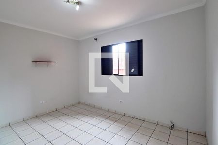 Quarto 1 de casa para alugar com 3 quartos, 300m² em Vila Palmares, Santo André