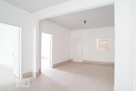 Sala  de casa à venda com 2 quartos, 140m² em Vila Londrina, São Paulo