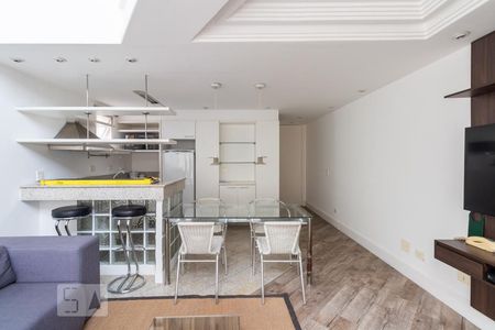 Sala de apartamento para alugar com 1 quarto, 70m² em Vila Nova Conceição, São Paulo