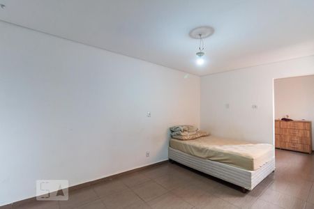 Quarto 1 de casa para alugar com 3 quartos, 100m² em Vila Buenos Aires, São Paulo