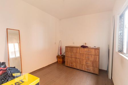 Closet de casa para alugar com 3 quartos, 100m² em Vila Buenos Aires, São Paulo