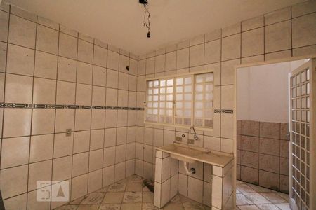 Cozinha de casa para alugar com 2 quartos, 70m² em Jardim Libano, São Paulo