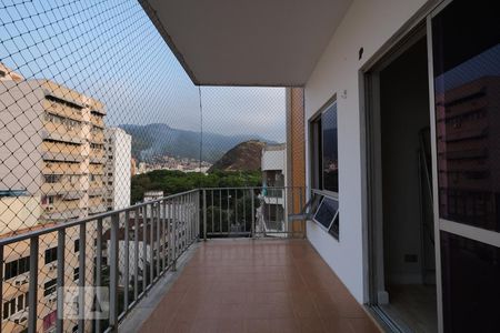 Varanda de apartamento à venda com 3 quartos, 187m² em Maracanã, Rio de Janeiro