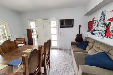 Sala de Estar 1 de casa à venda com 4 quartos, 300m² em Centro, Canoas