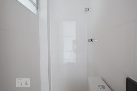 Banheiro de kitnet/studio para alugar com 1 quarto, 25m² em Vila Barbosa, São Paulo