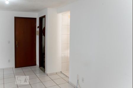 Sala de apartamento à venda com 2 quartos, 47m² em Vila Carmosina, São Paulo