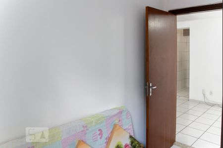 Quarto 1 de apartamento à venda com 2 quartos, 47m² em Vila Carmosina, São Paulo