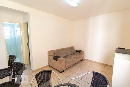 Sala de apartamento para alugar com 2 quartos, 47m² em Jardim Finotti, Uberlândia