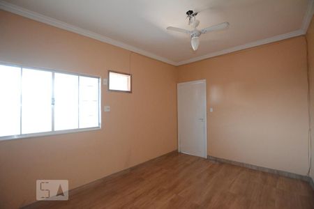 Quarto 1 Suíte de casa para alugar com 2 quartos, 105m² em Vila da Penha, Rio de Janeiro