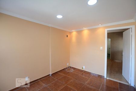 Sala de casa para alugar com 2 quartos, 105m² em Vila da Penha, Rio de Janeiro