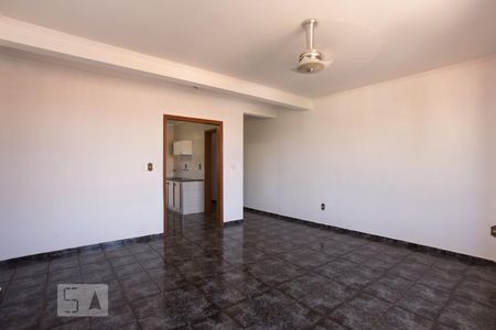 Sala de apartamento para alugar com 2 quartos, 81m² em Centro, Ribeirão Preto