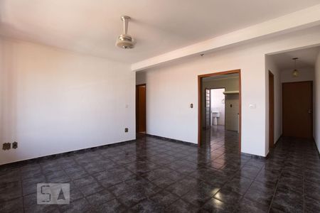 Sala de apartamento para alugar com 2 quartos, 81m² em Centro, Ribeirão Preto