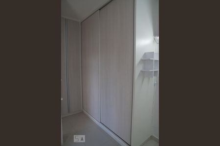 Armario Suite de apartamento para alugar com 2 quartos, 68m² em Vila Valparaíso, Santo André