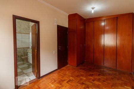 Suíte 1 de casa para alugar com 4 quartos, 275m² em Vila Oliveira, Mogi das Cruzes