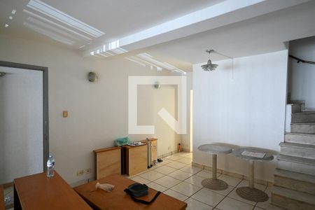 Sala de casa à venda com 3 quartos, 135m² em Vila Água Funda, São Paulo