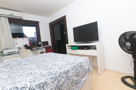 Casa à venda com 258m², 4 quartos e 2 vagas Casa à venda com 258m², 4 quartos e 2 vagasQuarto 1