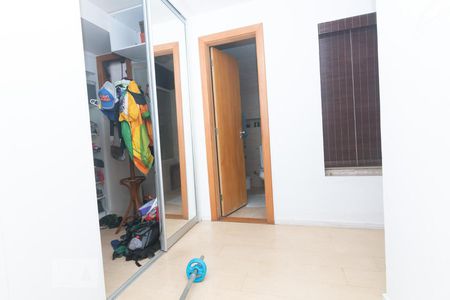 Quarto 1 de casa à venda com 4 quartos, 258m² em Barra da Tijuca, Rio de Janeiro