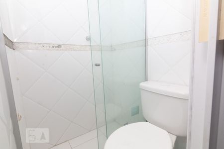 Casa à venda com 258m², 4 quartos e 2 vagas Casa à venda com 258m², 4 quartos e 2 vagasBanheiro de serviço