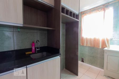 Cozinha de apartamento à venda com 1 quarto, 44m² em Vila Nova, Porto Alegre