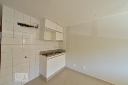 Cozinha de apartamento para alugar com 1 quarto, 28m² em Asa Norte, Brasília