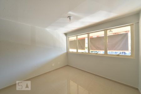 Quarto de apartamento para alugar com 1 quarto, 28m² em Asa Norte, Brasília