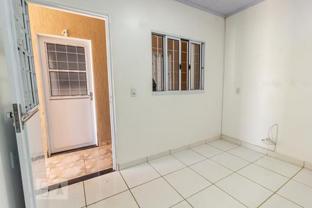 Sala de casa para alugar com 1 quarto, 28m² em Conjunto G, Brasília