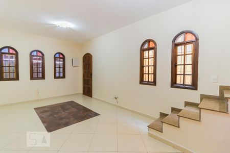 Sala de casa à venda com 3 quartos, 130m² em Jardim Danfer, São Paulo