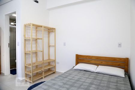 Sala/Quarto de kitnet/studio para alugar com 1 quarto, 21m² em Jardim Monte Kemel, São Paulo