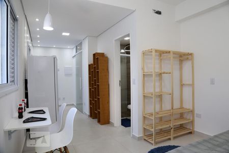 Sala/Quarto de kitnet/studio para alugar com 1 quarto, 21m² em Jardim Monte Kemel, São Paulo