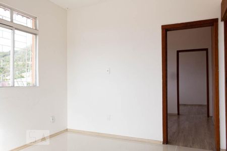 Sala de apartamento para alugar com 2 quartos, 45m² em Coronel Aparicio Borges, Porto Alegre
