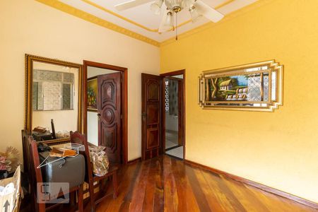 Sala de casa à venda com 2 quartos, 120m² em Quintino Bocaiuva, Rio de Janeiro