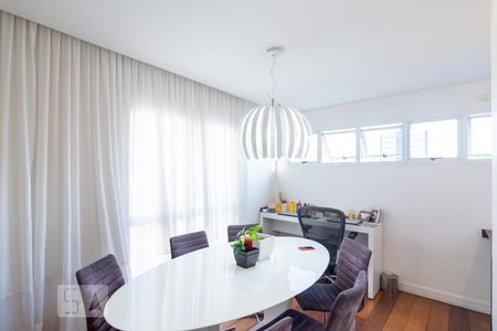 Sala de jantar de apartamento à venda com 3 quartos, 130m² em Vila Bastos, Santo André