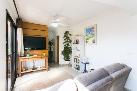 Sala 2 de apartamento à venda com 3 quartos, 130m² em Vila Bertioga, São Paulo