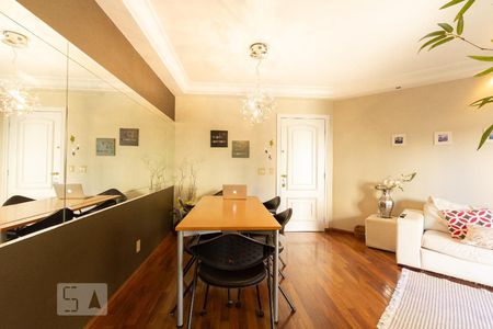 Sala de apartamento à venda com 3 quartos, 94m² em Moema, São Paulo