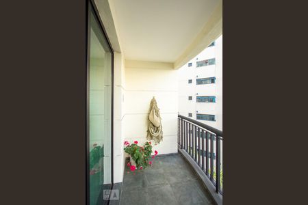 varanda de apartamento à venda com 3 quartos, 94m² em Moema, São Paulo
