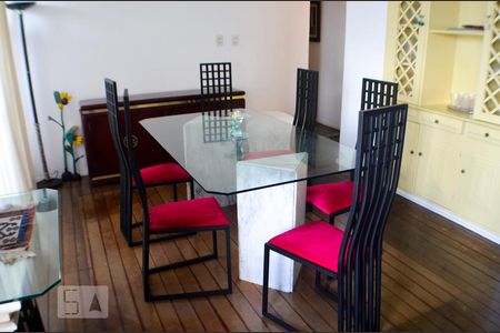 Detalhe Sala de apartamento para alugar com 4 quartos, 200m² em Canela, Salvador
