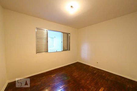 Quarto 1 de casa para alugar com 4 quartos, 220m² em Jardim Leila, Guarulhos