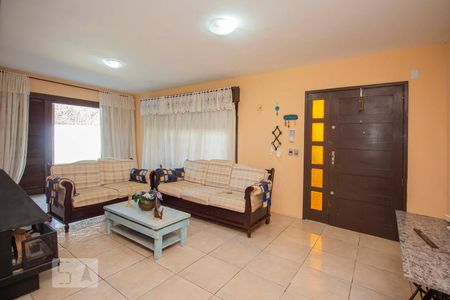 Sala 1 de casa para alugar com 5 quartos, 350m² em Jardim Itu Sabará, Porto Alegre