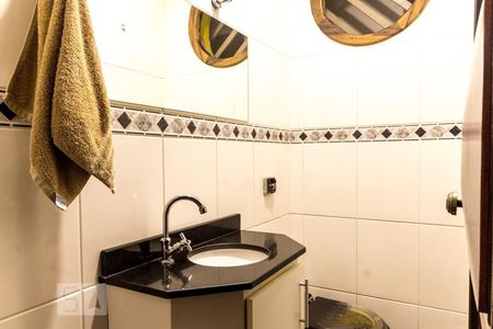 Lavabo 1 de casa à venda com 3 quartos, 155m² em Jardim Três Marias, São Paulo