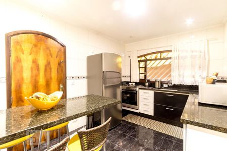 Cozinha de casa à venda com 3 quartos, 155m² em Jardim Três Marias, São Paulo