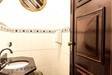 Lavabo 1 de casa à venda com 3 quartos, 155m² em Jardim Três Marias, São Paulo