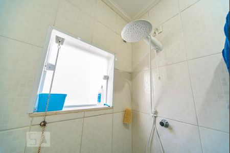 Chuveiro de apartamento à venda com 2 quartos, 110m² em Vila Tibiriçá, Santo André
